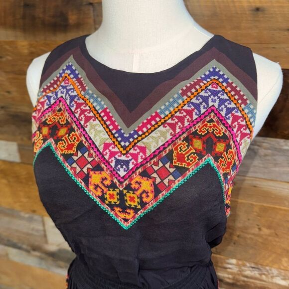 Tanvi Kedia Embroidered Midi Dress Boho Geometric Size 4 Made in India - Picture 5 of 17